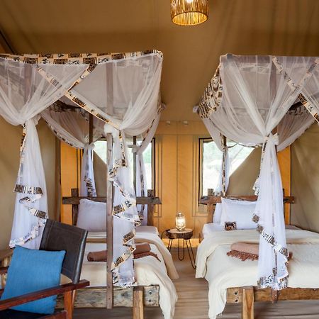 Baobab Tented Camp Kwa Kuchinia المظهر الخارجي الصورة