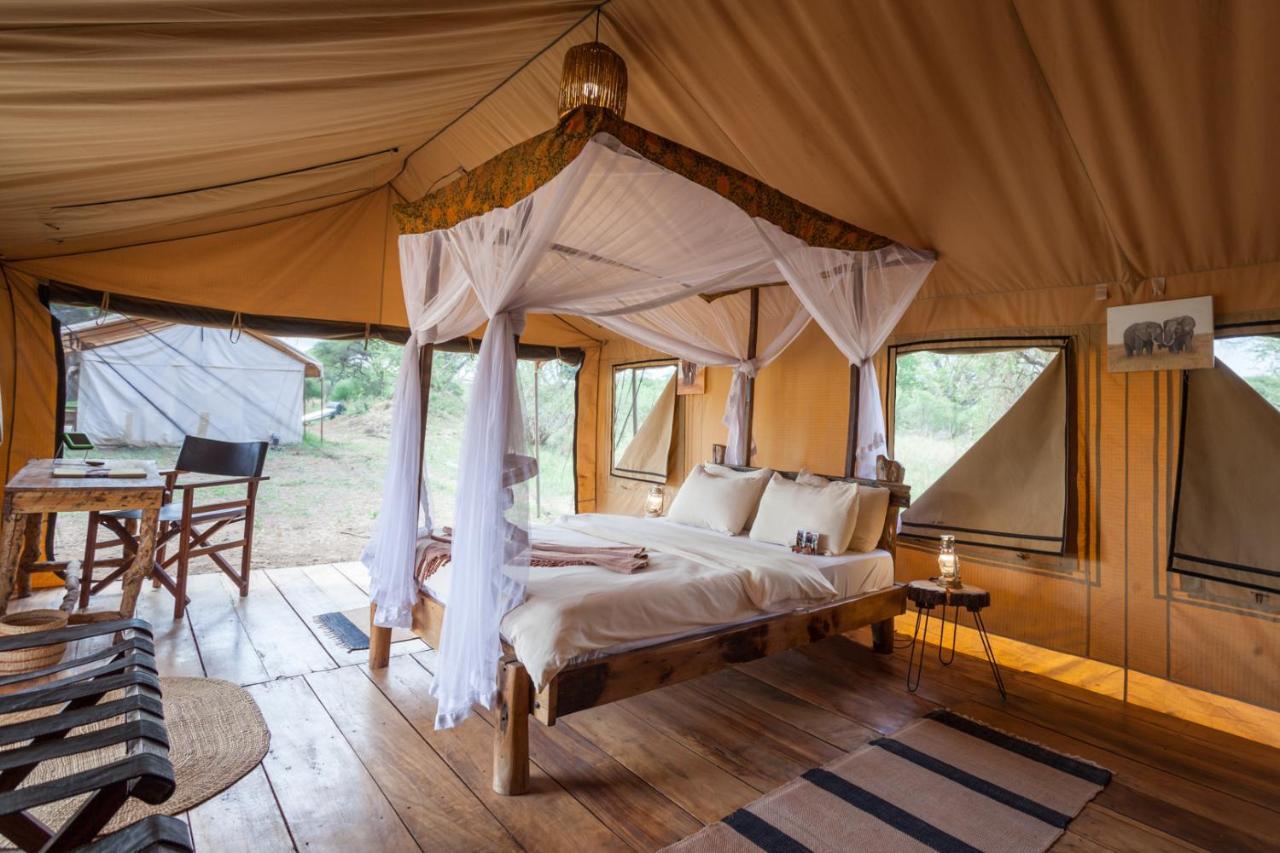 Baobab Tented Camp Kwa Kuchinia المظهر الخارجي الصورة