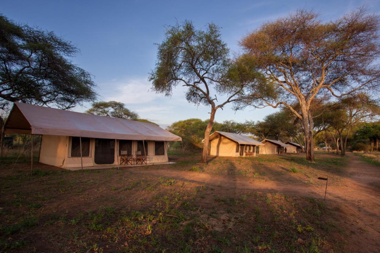 Baobab Tented Camp Kwa Kuchinia المظهر الخارجي الصورة